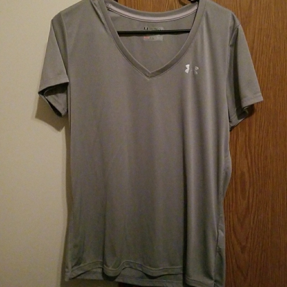Under Armor tee.